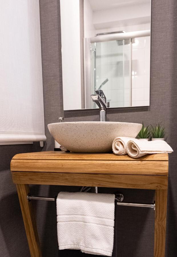 Apartamento De Diseno Centrico Con Terraza Espectacular サンティアゴ・デ・コンポステーラ エクステリア 写真