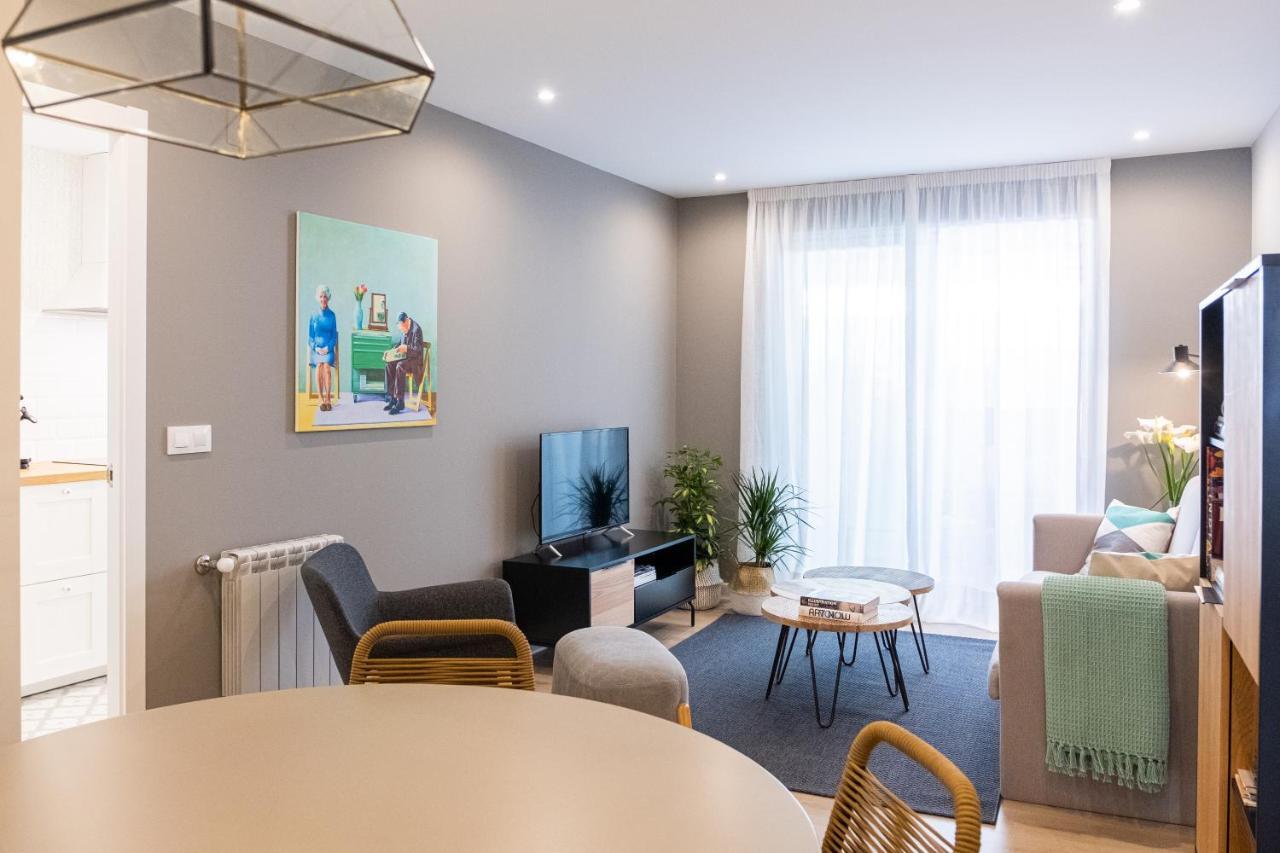 Apartamento De Diseno Centrico Con Terraza Espectacular サンティアゴ・デ・コンポステーラ エクステリア 写真