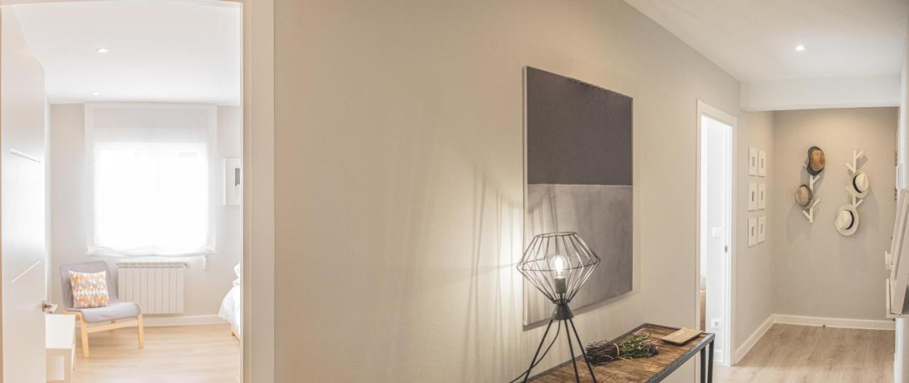 Apartamento De Diseno Centrico Con Terraza Espectacular サンティアゴ・デ・コンポステーラ エクステリア 写真