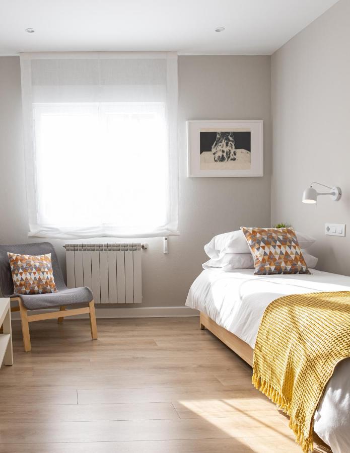 Apartamento De Diseno Centrico Con Terraza Espectacular サンティアゴ・デ・コンポステーラ エクステリア 写真